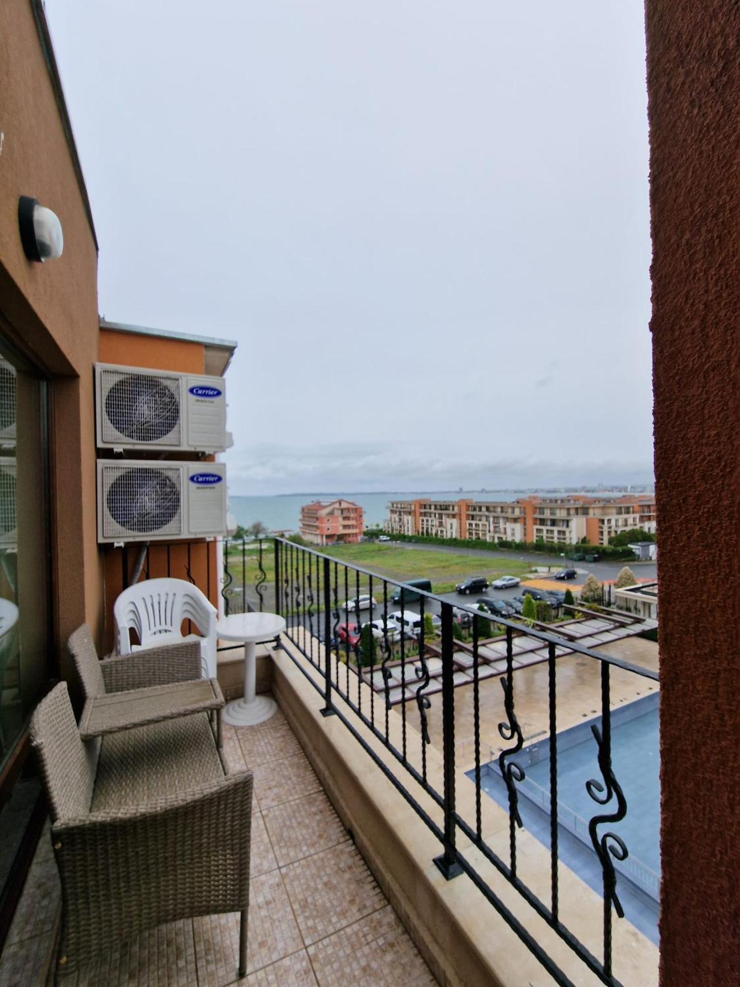 Premier Fort Beach - Premium Apartments Święty Włas Zewnętrze zdjęcie